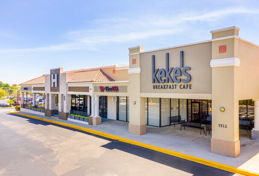 More Photos Of 7506-7524 Dr Phillips Blvd, Orlando Unknown For Lease