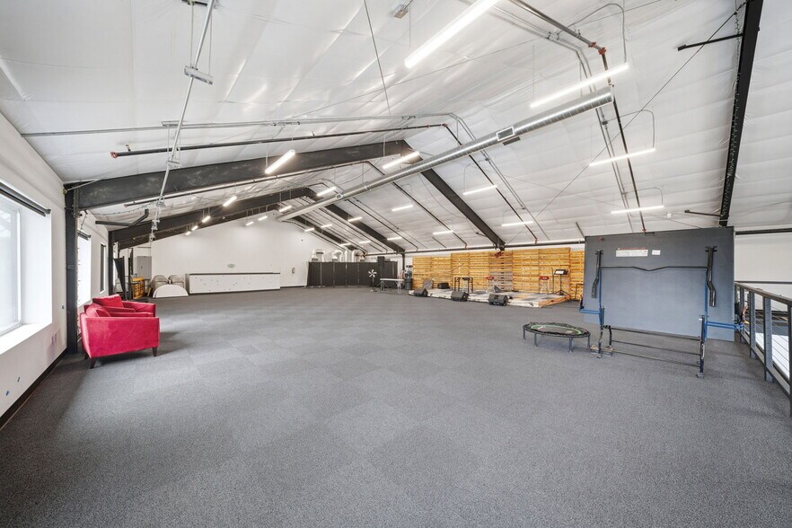 More Photos Of 7217 NE 99th St, Vancouver Industrial For Sale