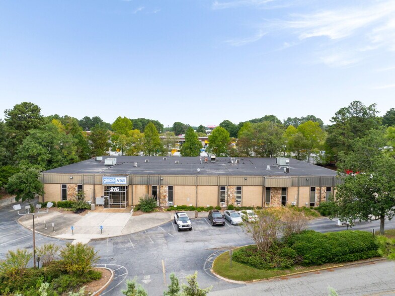 More Photos Of 215 Marvin Miller Dr SW, Atlanta Light Distribution For Sale