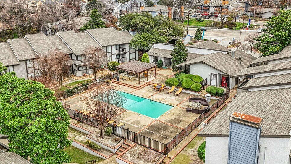 More Photos Of 11601 Audelia Rd, Dallas Apartments For Sale