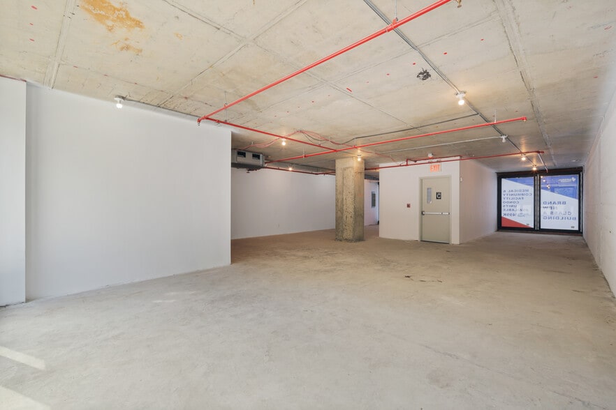 More Photos Of 825 39th St, Brooklyn Office For Sale