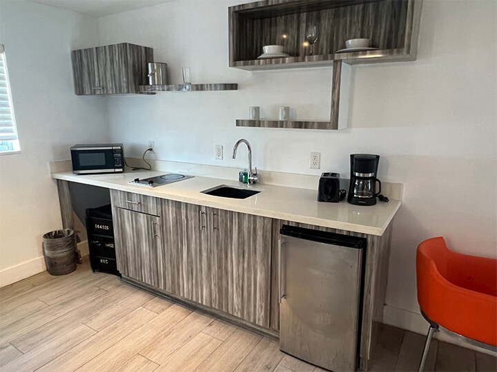 More Photos Of 8320 Harding Ave, Miami Beach Apartments For Sale