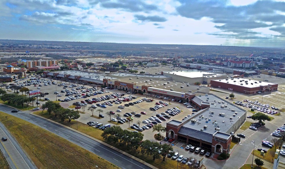 More Photos Of 4608-4750 Bryant Irvin Rd, Fort Worth Unknown For Lease