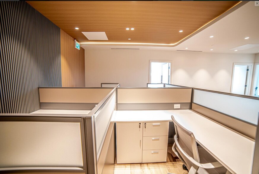 More Photos Of 6388 No. 3 Rd, Richmond Office For Sale