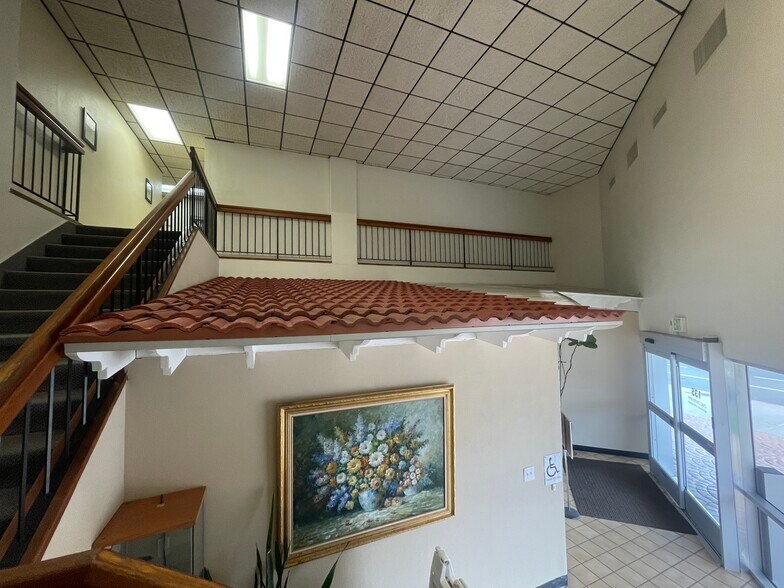 More Photos Of 135 Civic Center Dr, National City Office For Lease