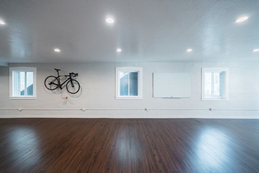 More Photos Of 471 Jessie St, San Francisco Loft Creative Space For Sale