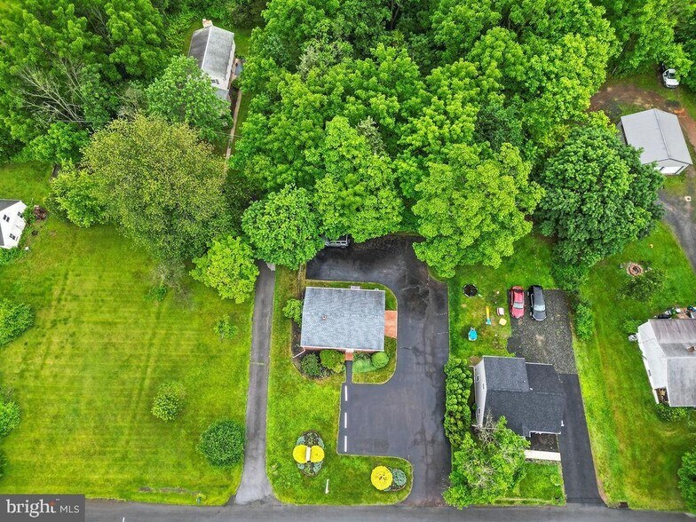 More Photos Of 1569 Swamp Pike, Gilbertsville Office Residential For Sale