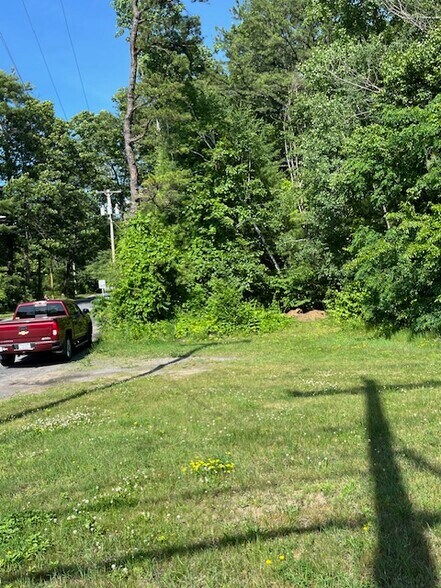 More Photos Of 954 Us-9, Queensbury Land For Sale