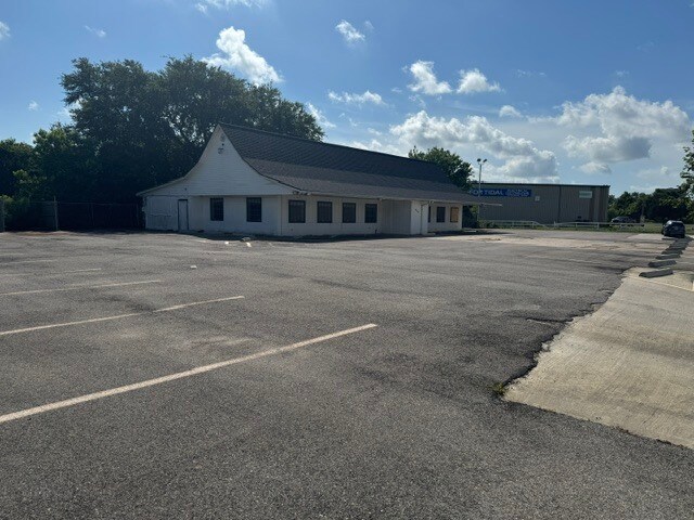 More Photos Of 4320 Gulf Fwy, La Marque Office For Sale