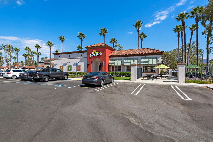 More Photos Of 22361-22451 Antonio Pky, Rancho Santa Margarita Unknown For Lease