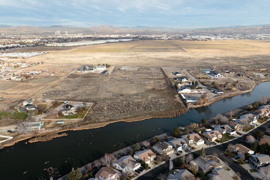 More Photos Of Pembroke Ln, Reno Land For Lease