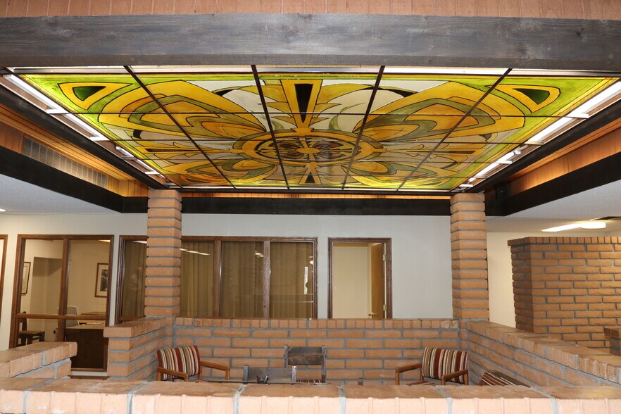 More Photos Of 428 E Southern Ave, Tempe Office For Sale