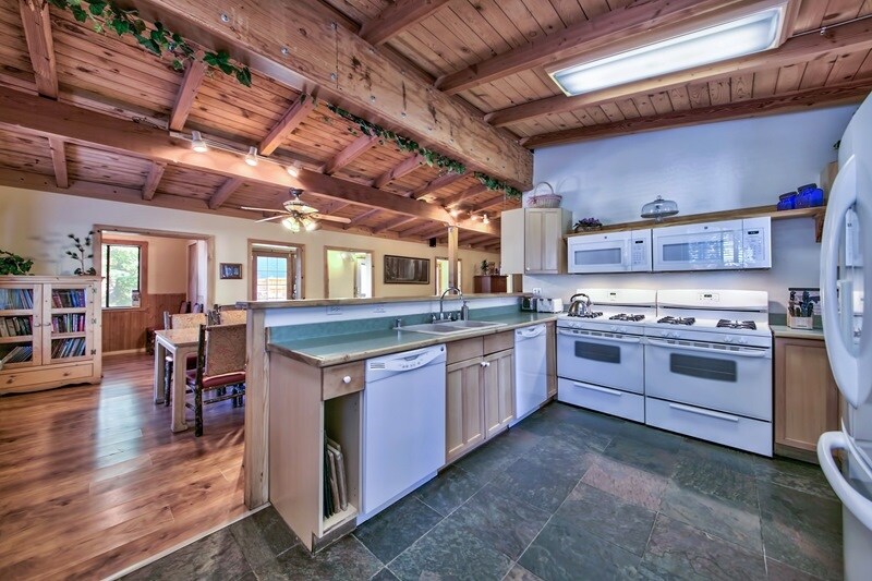 More Photos Of 532 Emerald Bay Rd, South Lake Tahoe Hotel For Sale