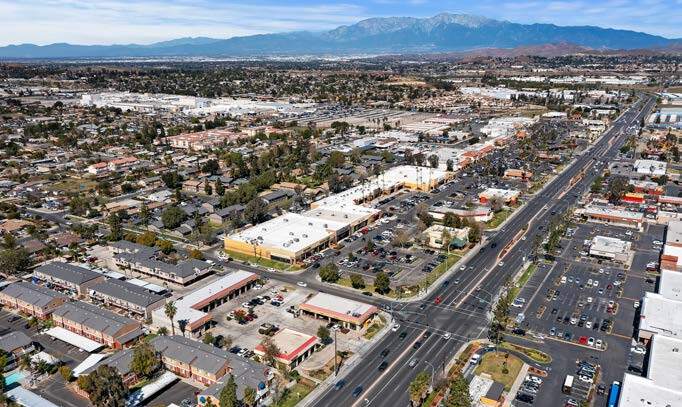 More Photos Of 5510 Van Buren Blvd, Riverside Unknown For Lease