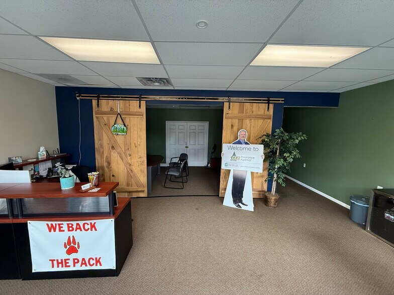 More Photos Of 216 E Grand River Rd, Laingsburg General Retail For Sale