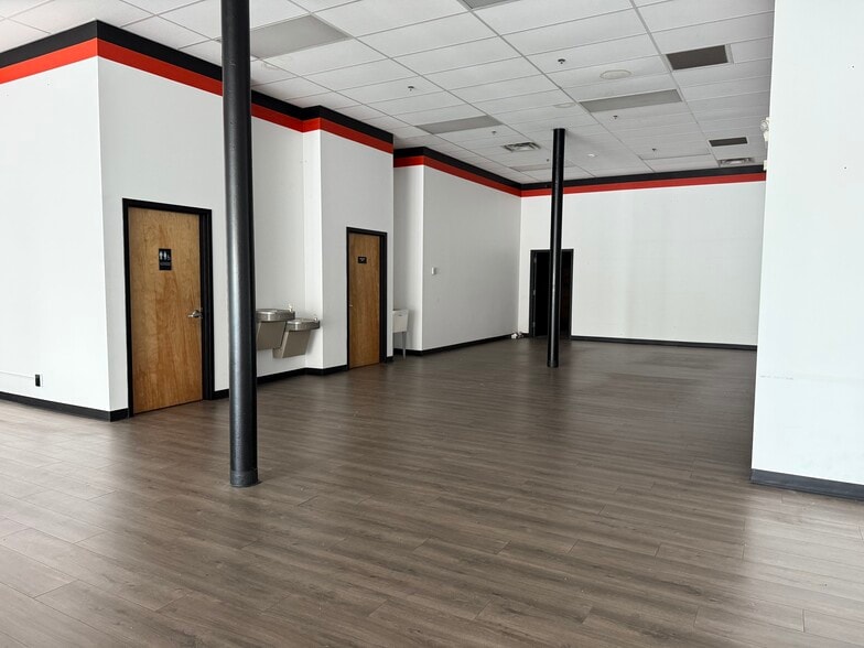 More Photos Of 750-768 Wyoming Ave, Kingston Unknown For Lease