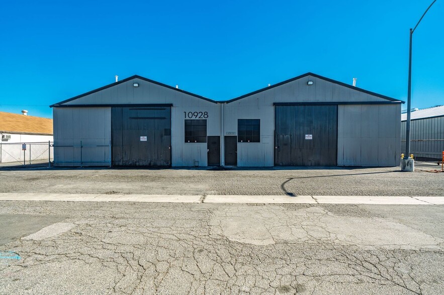 More Photos Of 10932 Vulcan St, South Gate Warehouse For Sale