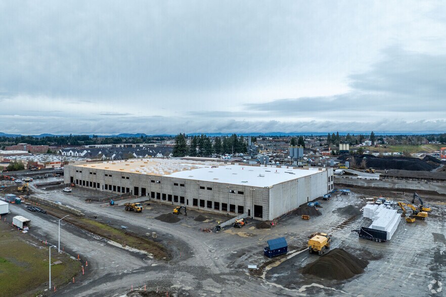 More Photos Of 18712 SE 1st St, Vancouver Unknown For Lease