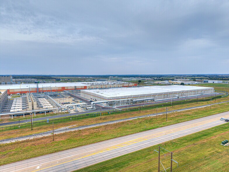 More Photos Of 1220 SE 9th St, Pryor Apartments For Sale