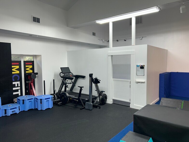 More Photos Of 35 Belden Pl, Montclair Loft Creative Space For Sale