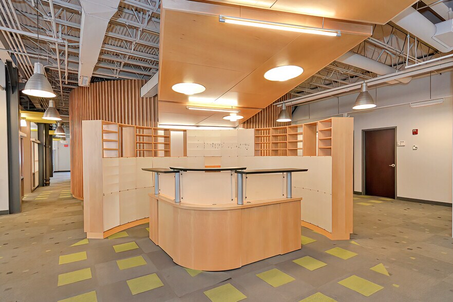More Photos Of 1 Rounder Way, Burlington Office For Lease