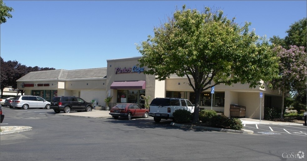 Primary Photo Of 1145 2nd St, Brentwood General Retail For Lease