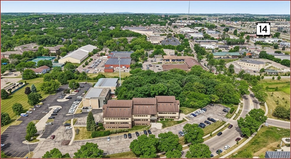 More Photos Of 700 Rayovac Dr, Madison Office For Sale