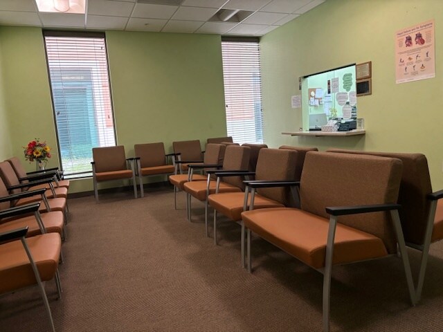 More Photos Of 406 E Vanderbilt Way, San Bernardino Medical For Sale