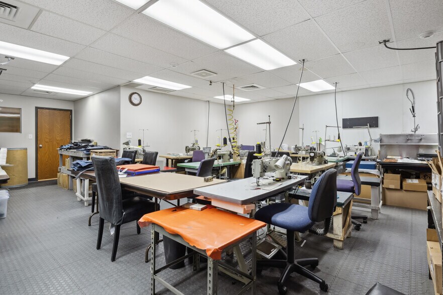 More Photos Of 1187 E 68th Ave, Denver Manufacturing For Sale