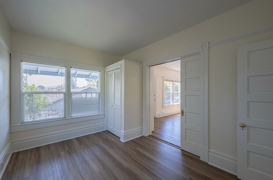 More Photos Of 206 Cypress Ave, Pacific Grove Apartments For Sale