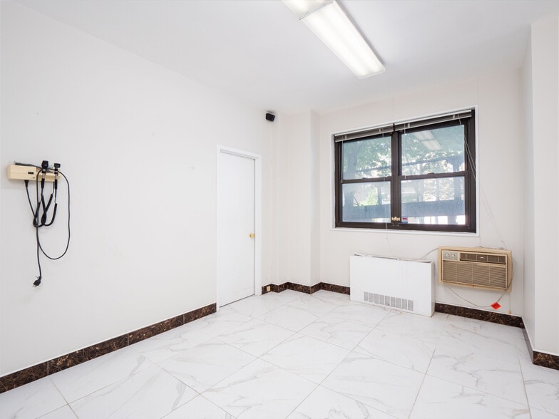 More Photos Of 140 West End Ave, New York Apartments For Sale