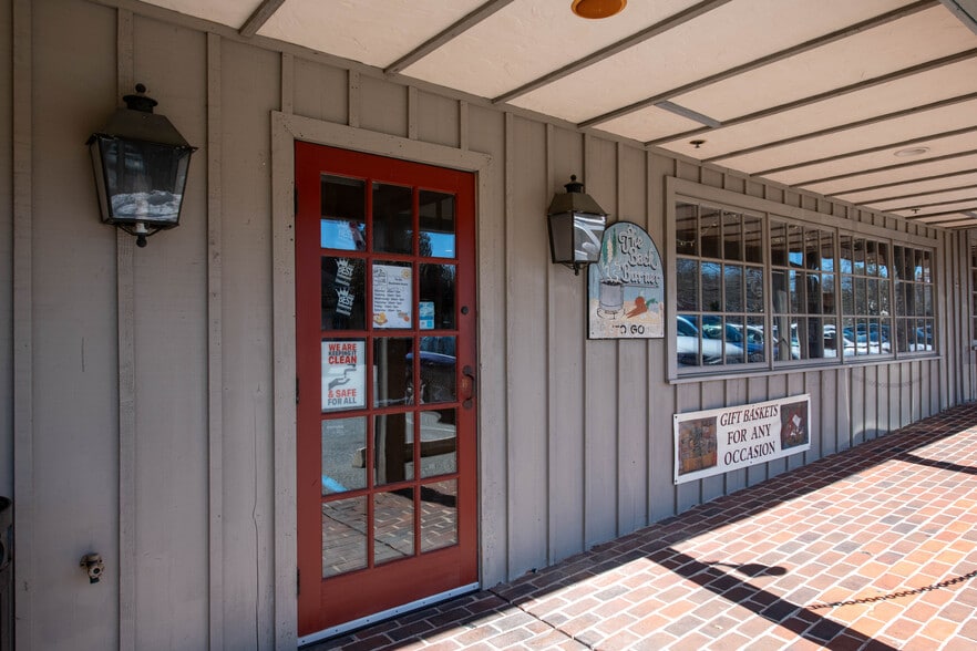 More Photos Of 1220 Old Lancaster Pike, Hockessin Storefront Retail Office For Sale