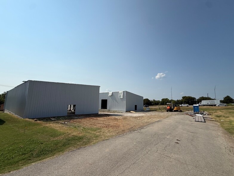 More Photos Of 1216 10th St, Sapulpa Unknown For Lease