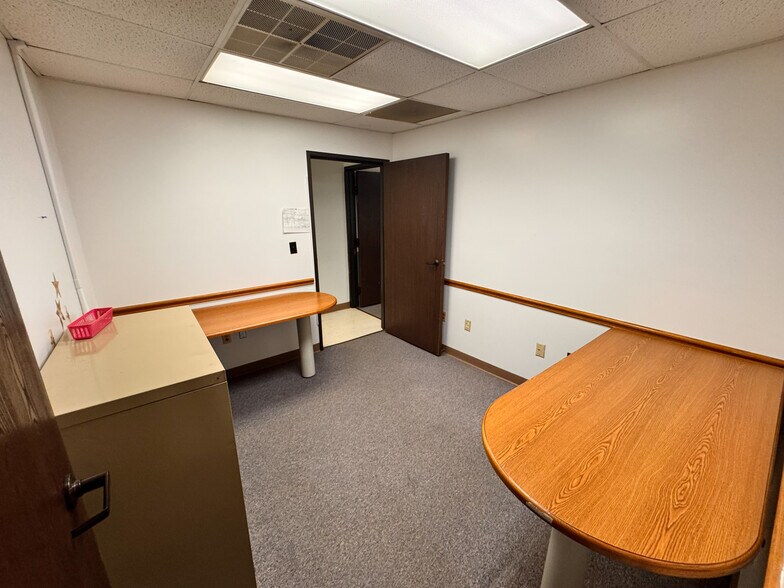 More Photos Of 55 E Main St, Carrollton Office For Sale