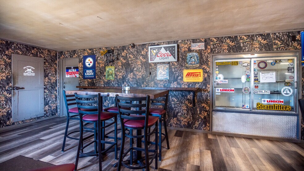 More Photos Of 2862 Route 38, Emlenton Bar For Sale