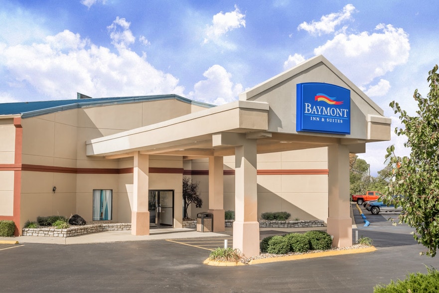 Primary Photo Of 2317 N State Road 3, Greensburg Hotel For Sale