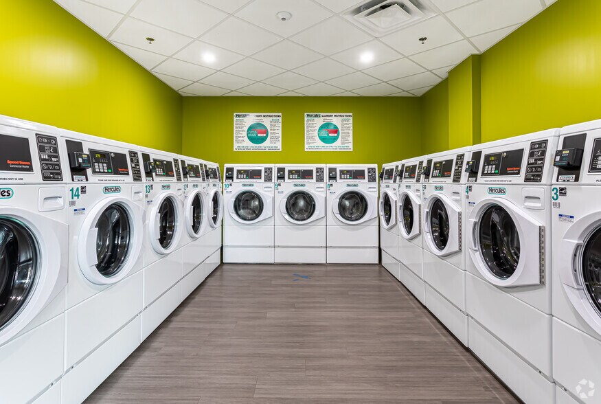 More Photos Of 10 Chestnut St, Springfield Multifamily For Sale