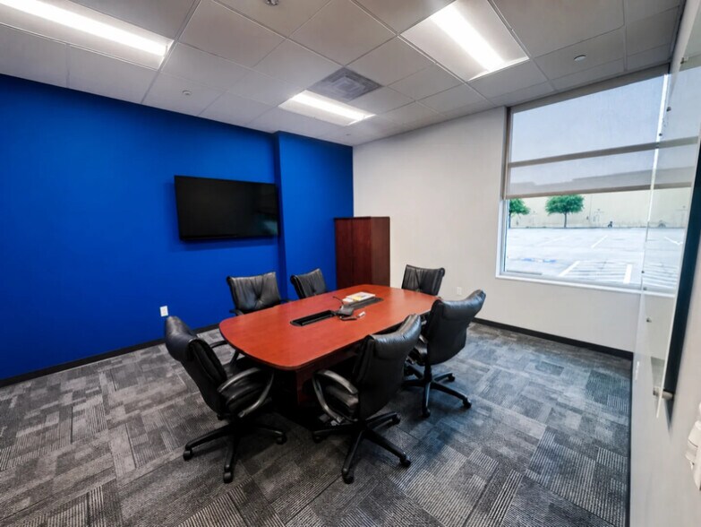 More Photos Of 8454 Parkwood Blvd, Plano Office For Lease