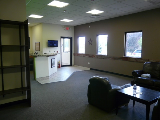 More Photos Of 3103 Il Route 176, Crystal Lake Storefront For Sale