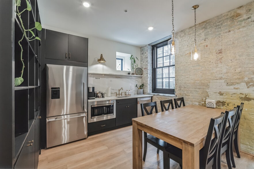 More Photos Of 1233-1235 Hamilton St, Philadelphia Loft Creative Space For Sale