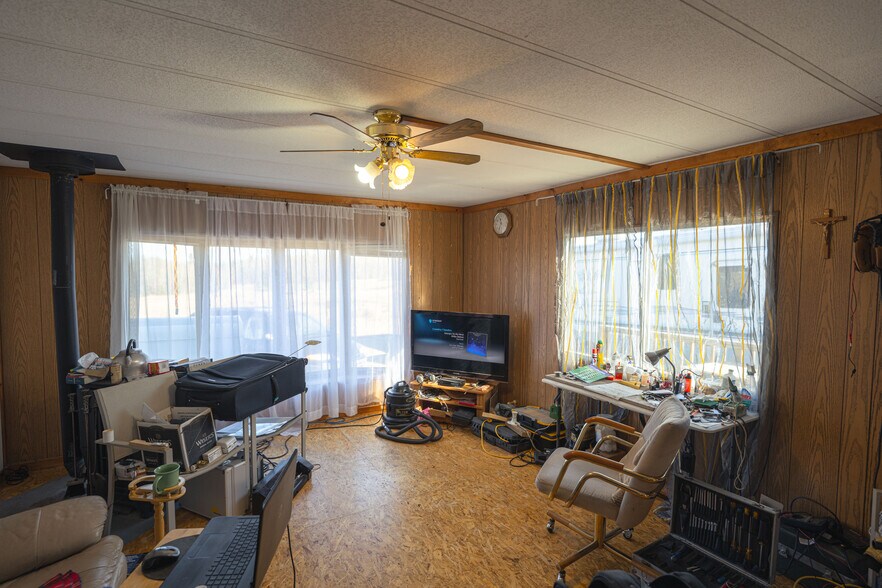 More Photos Of 56309 Range 13 rd, Onoway Trailer Camper Park For Sale