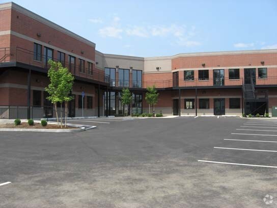 More Photos Of 9975 SW Frewing St, Tigard Office For Lease