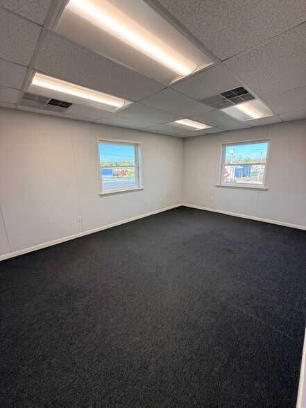 More Photos Of 105 Brower Ave, Phoenixville Warehouse For Lease