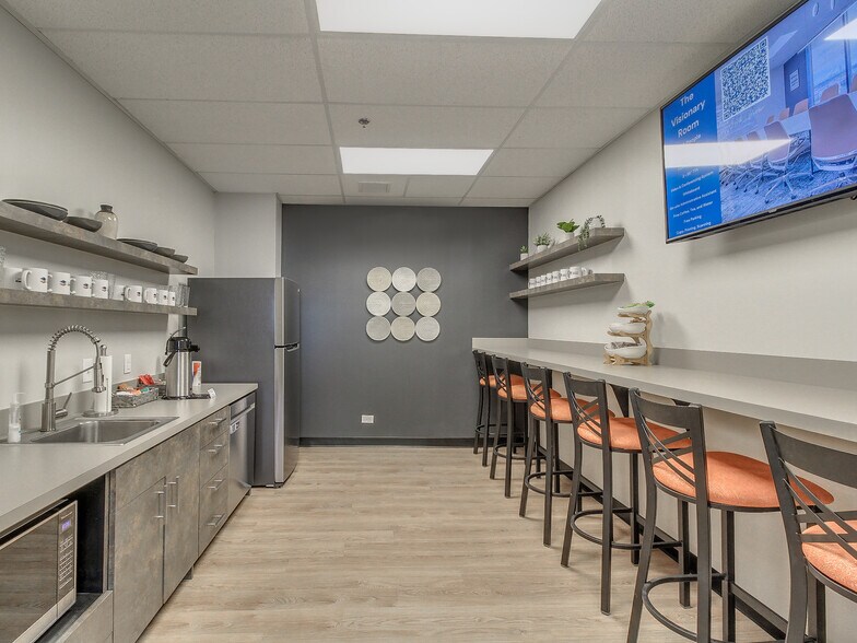 More Photos Of 3030 NW Expressway, Oklahoma City Coworking Space