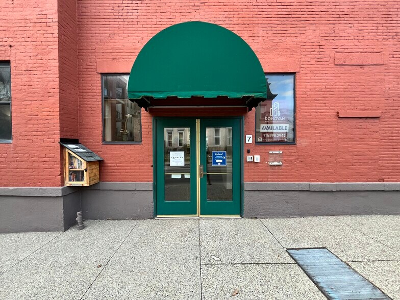 More Photos Of 84 Scio St, Rochester Storefront Retail Office For Lease