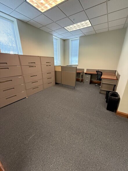 More Photos Of 20 E 2nd Ave, Conshohocken Office For Sale