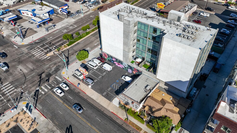 More Photos Of 2401 El Cajon Blvd, San Diego General Retail For Sale