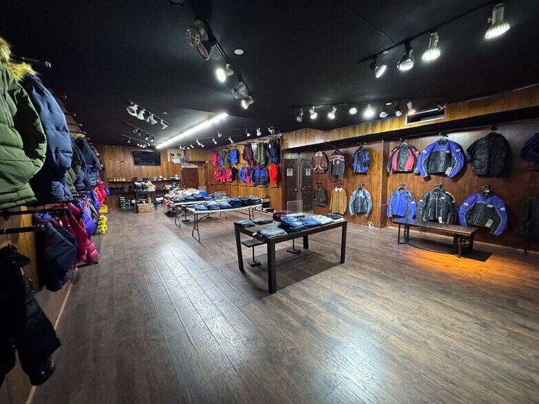 More Photos Of 122 Delancey St, New York General Retail For Lease