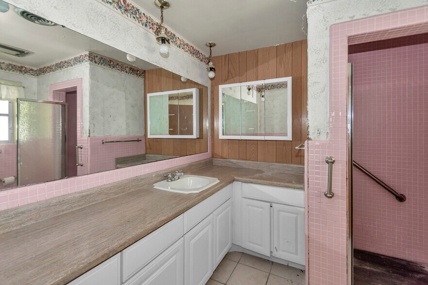 More Photos Of 625 E Melbourne Ave, Melbourne Land For Sale