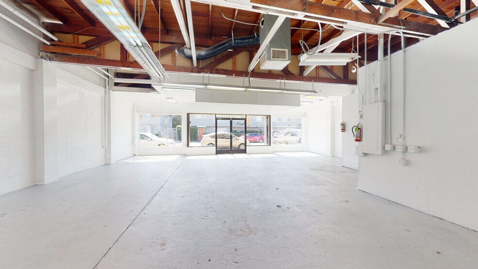 More Photos Of 1239 Laurel St, San Carlos Storefront For Sale